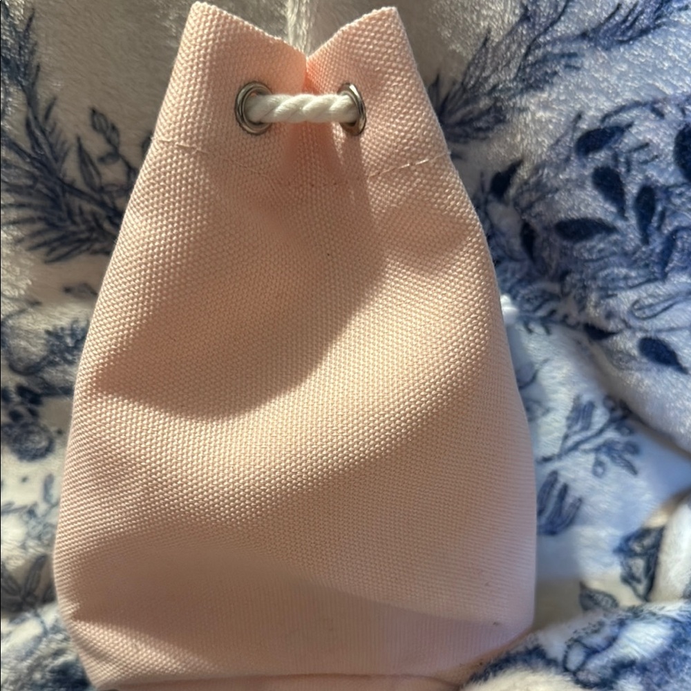 Dior bundle, 000 ROUGE, MASCARA & pink DUSTY CD BUCKET BAG BUNDLE - Picture 4 of 5